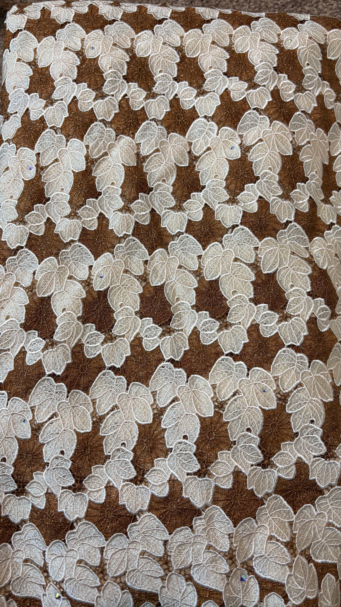 Robe en brode corset